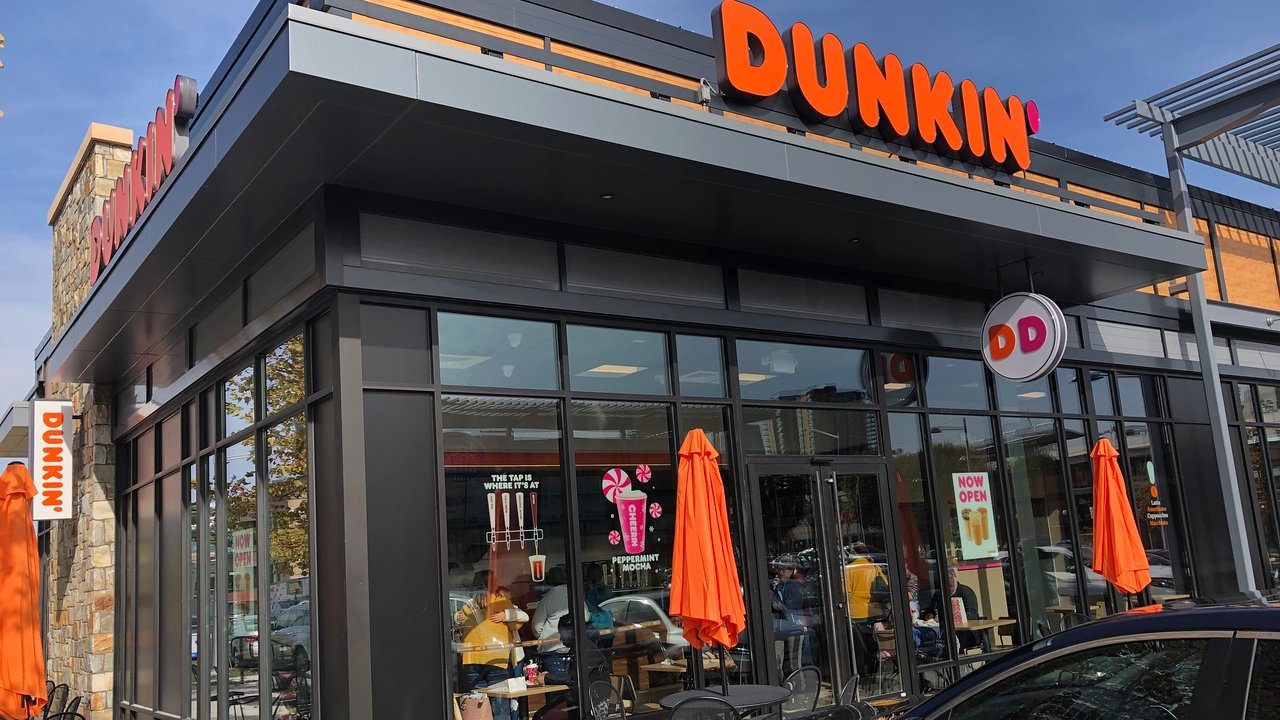 Dunkin Donuts location view near me outlets